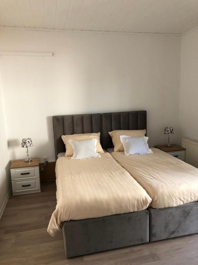 Apartment Barba.Frane Zadar Buitenkant foto